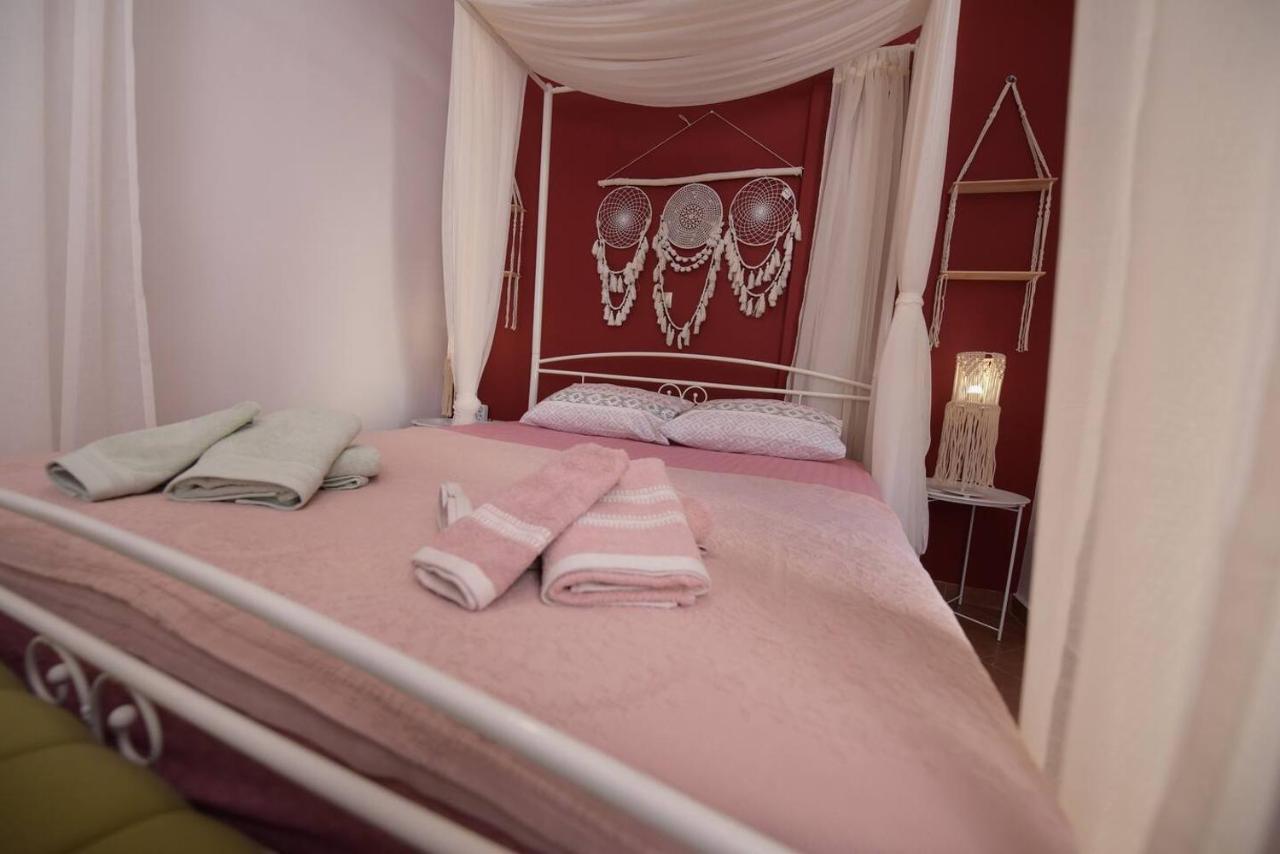 Amalfi Luxury Apartment Komotini Esterno foto